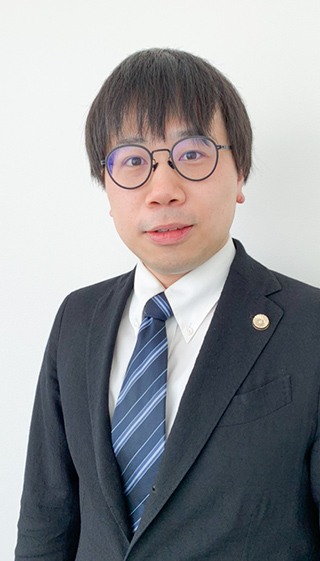 lawyer_naito_w320