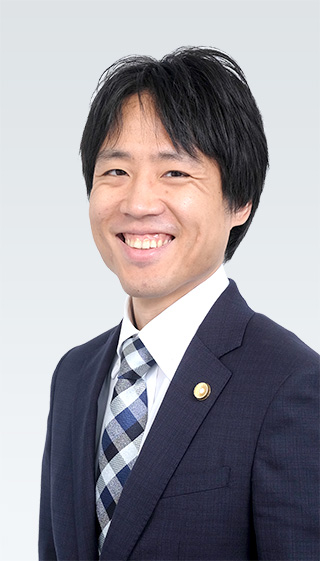 lawyer_okamoto_w320