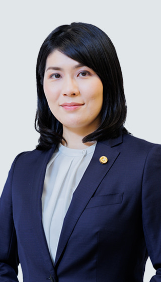 lawyer_usui_w320